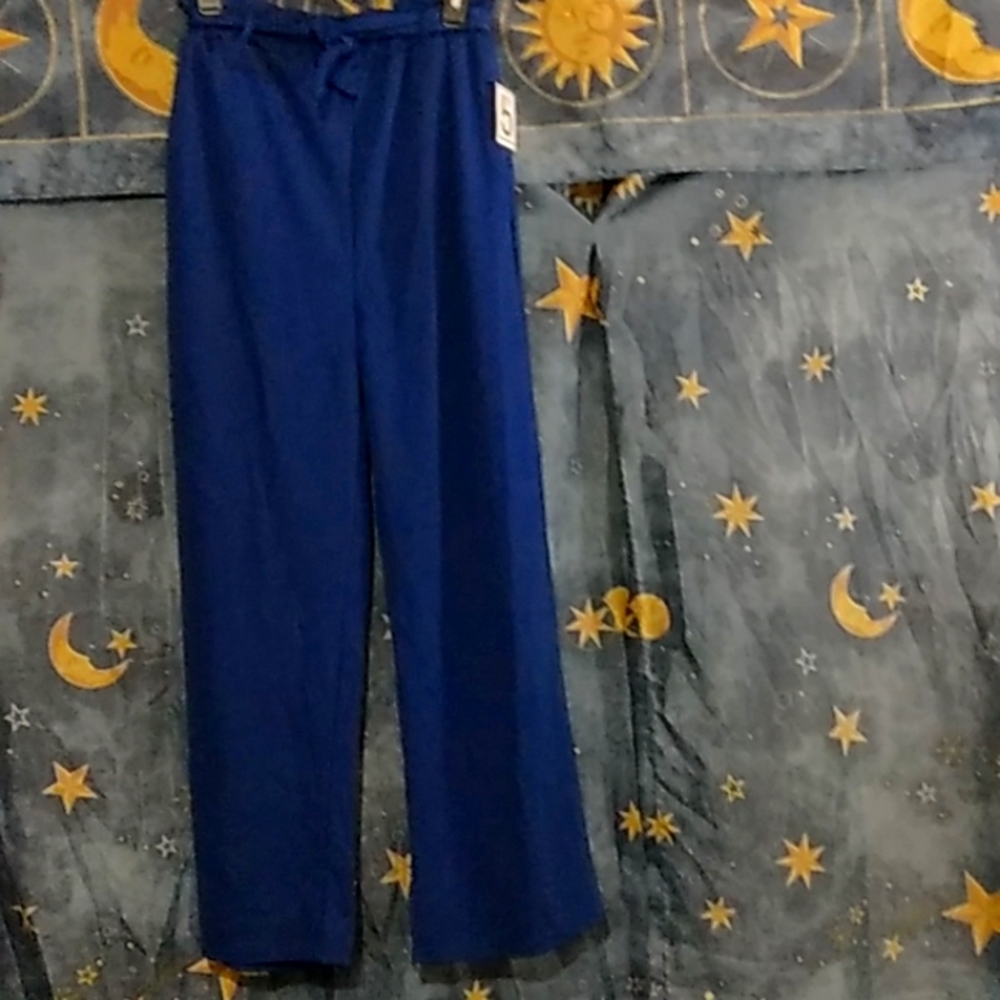 Womans everyday casual pants
